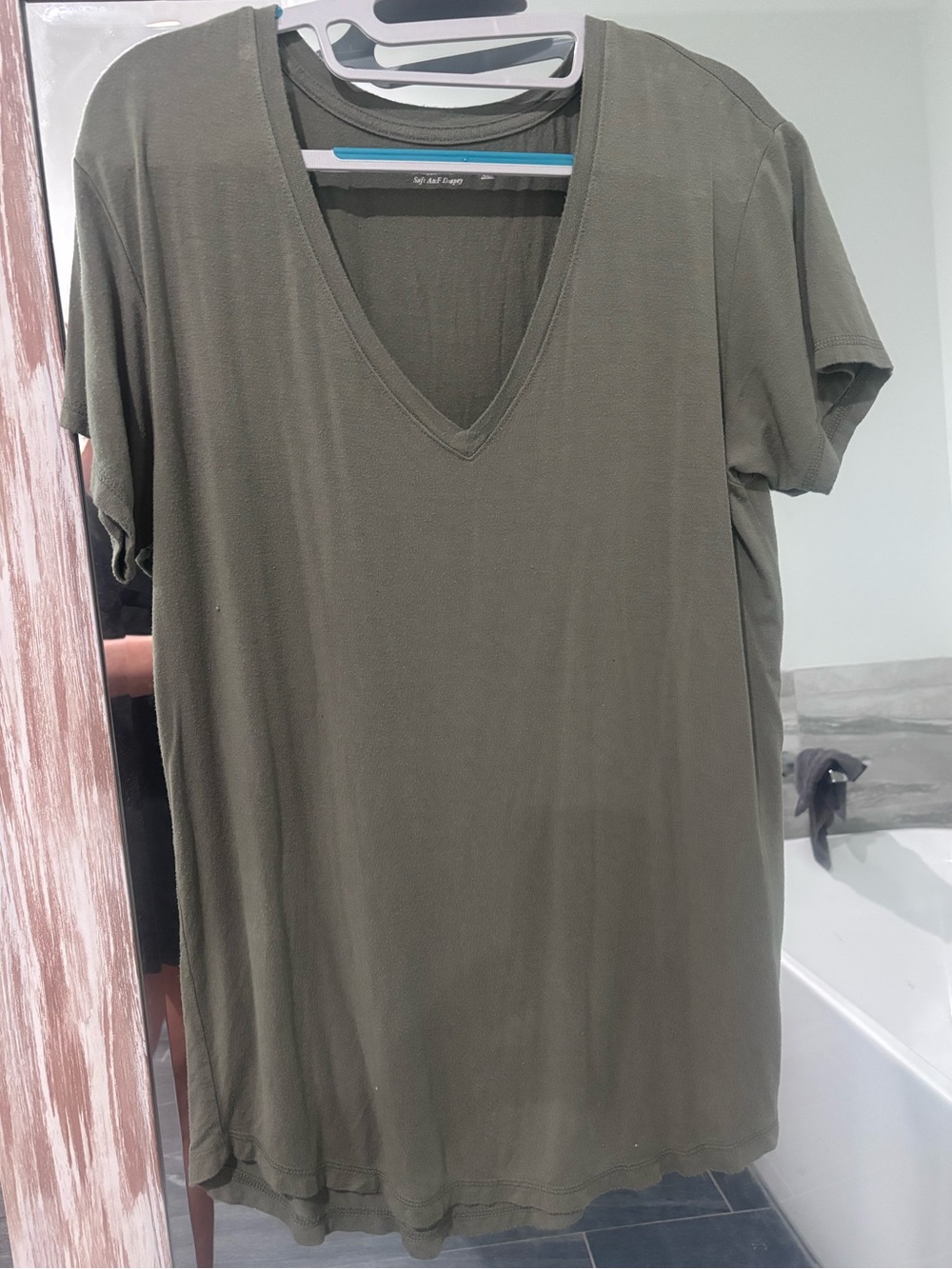 Olive green Abercrombie and Fitch soft A&F drapey short sleeve top